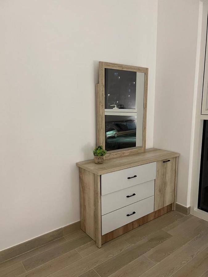 Apartamento Next To Yas Island's Gems - Canal+pool View