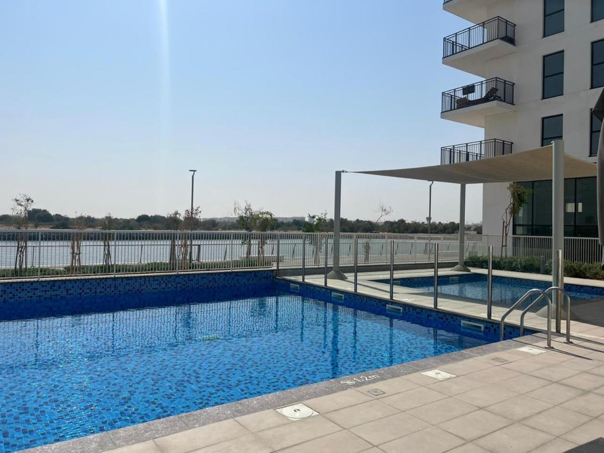 Apartamento Next To Yas Island's Gems - Canal+pool View Abu Dhabi