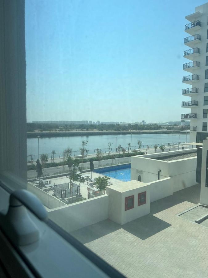 Next To Yas Island's Gems - Canal+pool View Apartamento